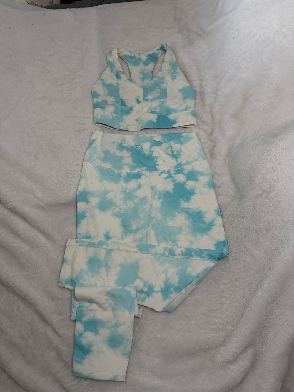 Fabletics Sky Blue & White Tie-Dye Active Set